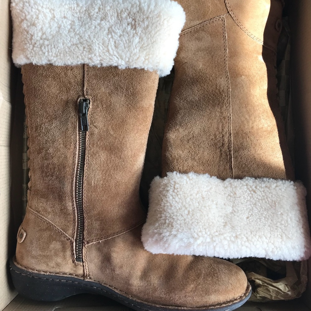 Ugg Karyn Boots